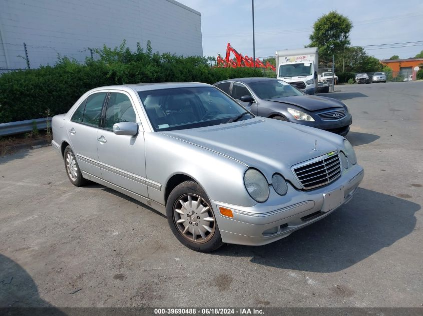 2000 Mercedes-Benz E 320 VIN: WDBJF65J3YB025481 Lot: 39690488