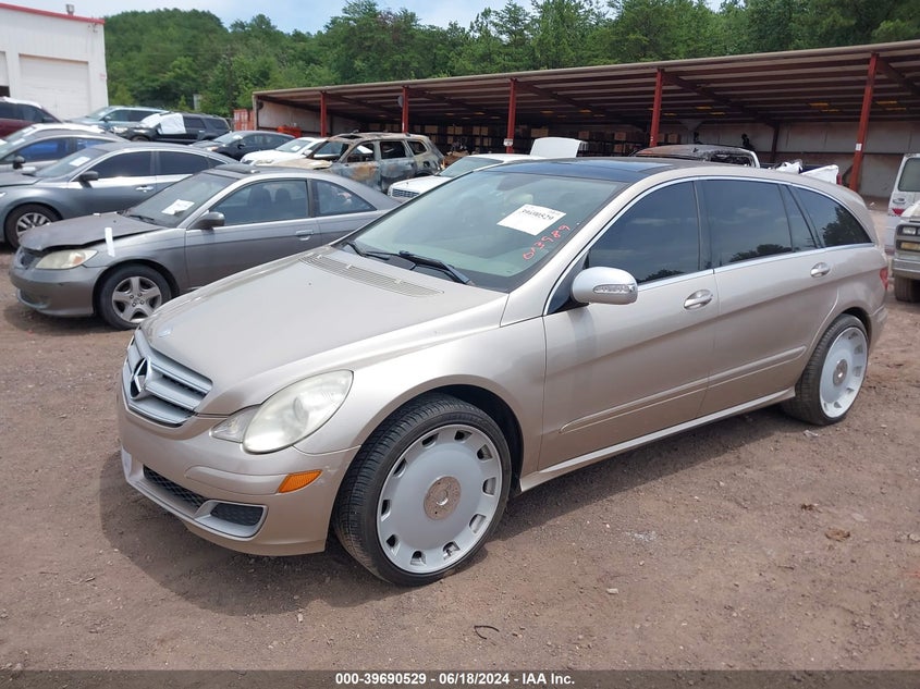 2006 Mercedes-Benz R 500 4Matic VIN: 4JGCB75E56A013989 Lot: 39690529