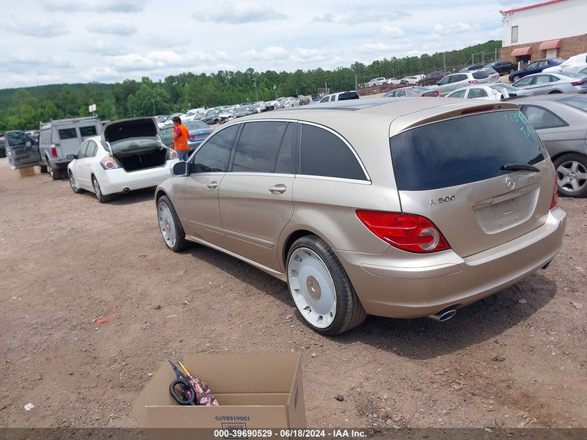 2006 Mercedes-Benz R 500 4Matic VIN: 4JGCB75E56A013989 Lot: 39690529