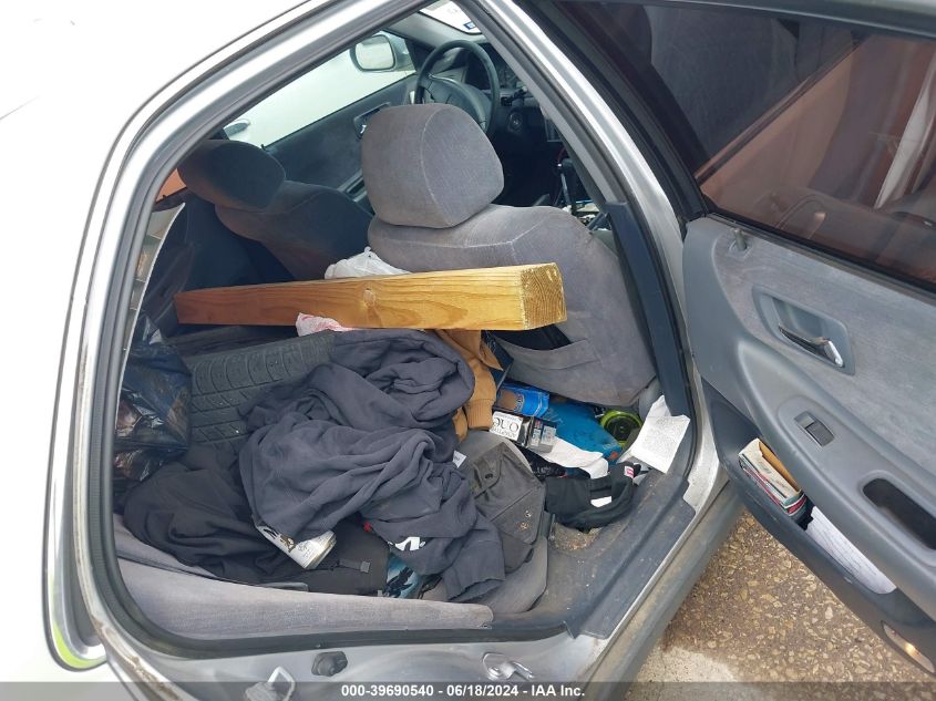 1999 Honda Accord Lx VIN: 1HGCG5640XA033554 Lot: 39690540