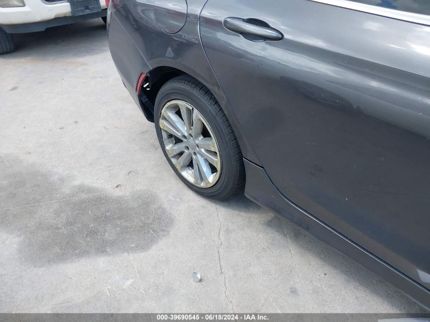 2015 Chrysler 200 Limited VIN: 1C3CCCAB4FN669684 Lot: 39690545