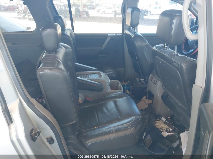 2004 Nissan Pathfinder Armada Le VIN: 5N1AA08A04N738934 Lot: 39690575