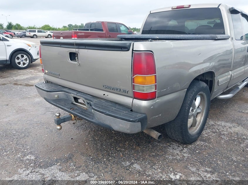 2001 Chevrolet Silverado 1500 Ls VIN: 2GCEC19V411337939 Lot: 39690587