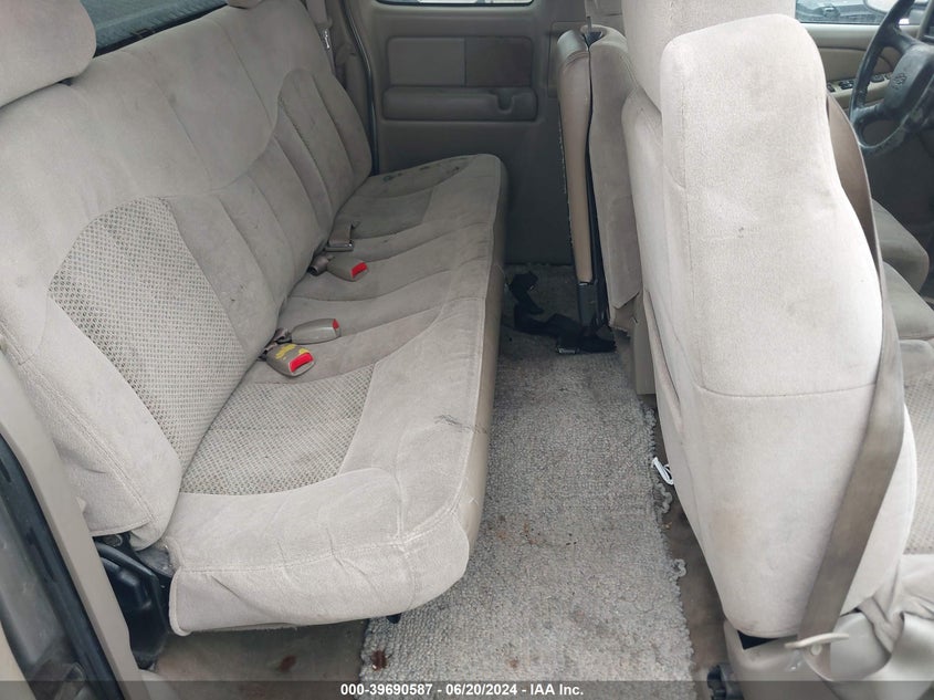 2001 Chevrolet Silverado 1500 Ls VIN: 2GCEC19V411337939 Lot: 39690587