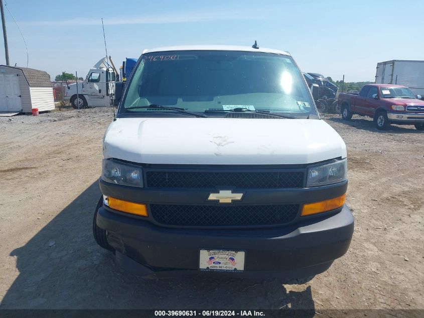 2019 Chevrolet Express 2500 Work Van VIN: 1GCWGAFGXK1222946 Lot: 39690631