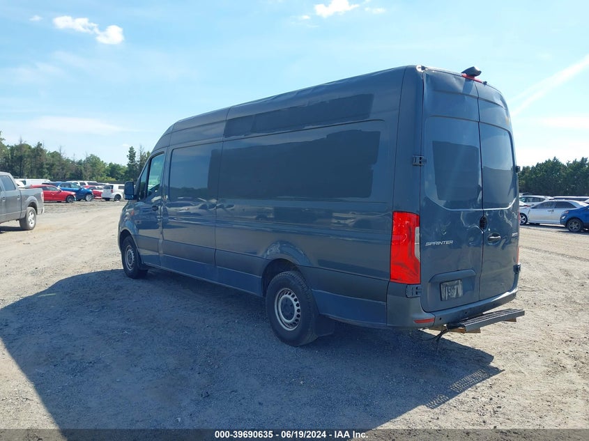 2019 Mercedes-Benz Sprinter 2500 High Roof V6 VIN: WD4PF1CD2KP129374 Lot: 39690635
