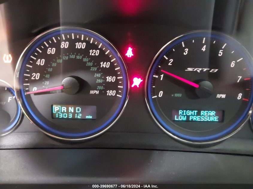 2006 Jeep Grand Cherokee Srt8 VIN: 1J8HR78386C182899 Lot: 39690677