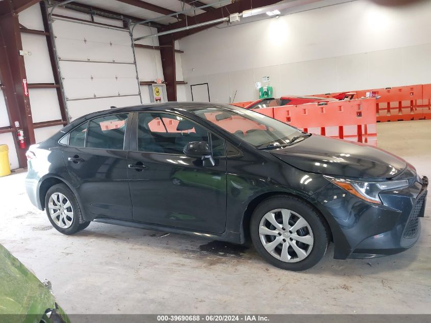 2020 Toyota Corolla Le VIN: 5YFEPRAE4LP018348 Lot: 39690688