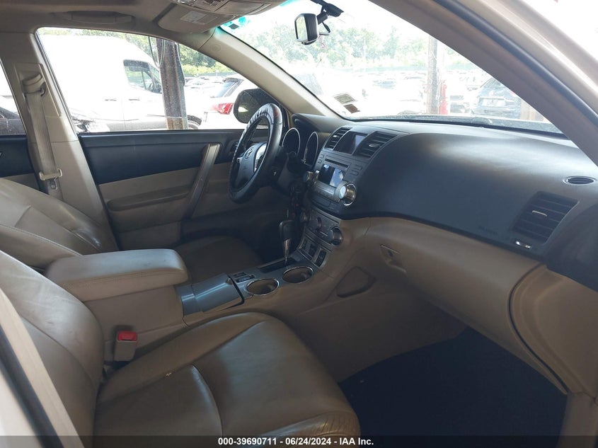 2012 Toyota Highlander Se V6 VIN: 5TDBK3EH6CS097726 Lot: 39690711