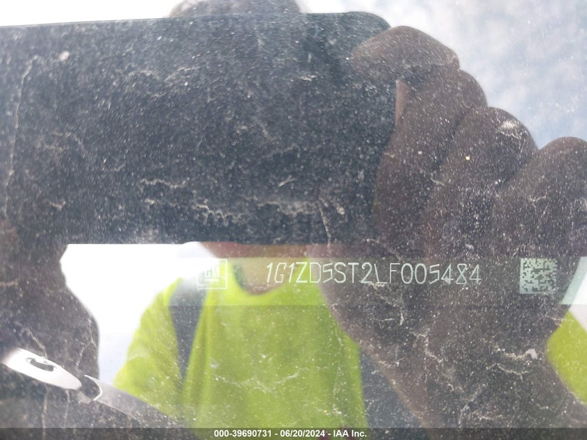 2020 Chevrolet Malibu Lt VIN: 1G1ZD5ST2LF005484 Lot: 39690731