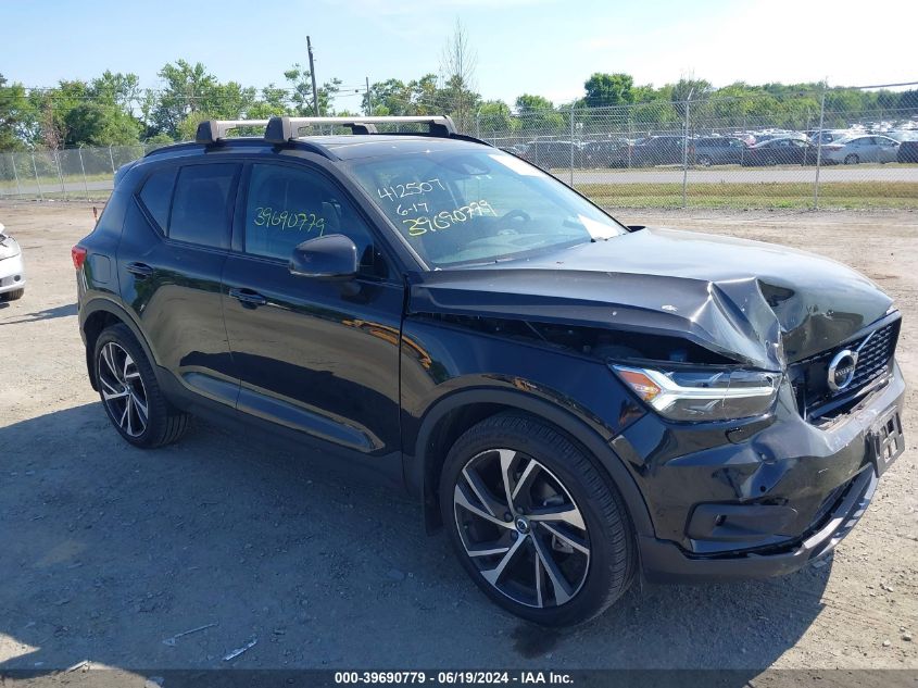 2022 Volvo Xc40 T5 R-Design VIN: YV4162UM9N2735340 Lot: 39690779