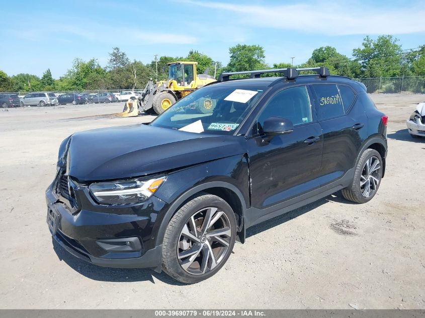 2022 Volvo Xc40 T5 R-Design VIN: YV4162UM9N2735340 Lot: 39690779