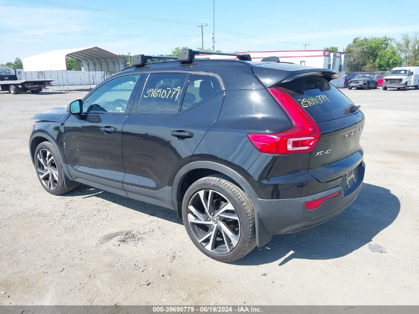 2022 Volvo Xc40 T5 R-Design VIN: YV4162UM9N2735340 Lot: 39690779