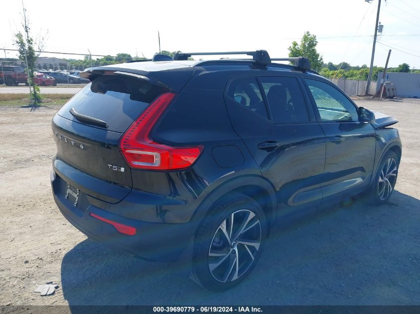 2022 Volvo Xc40 T5 R-Design VIN: YV4162UM9N2735340 Lot: 39690779