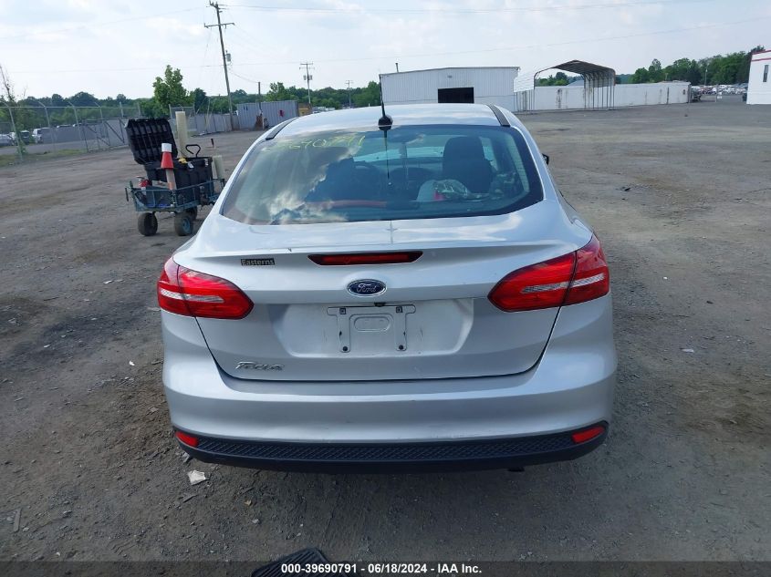 2018 Ford Focus S VIN: 1FADP3E2XJL264373 Lot: 39690791