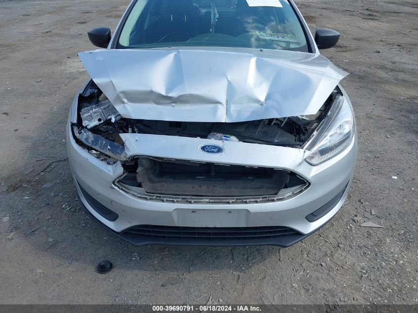 2018 Ford Focus S VIN: 1FADP3E2XJL264373 Lot: 39690791