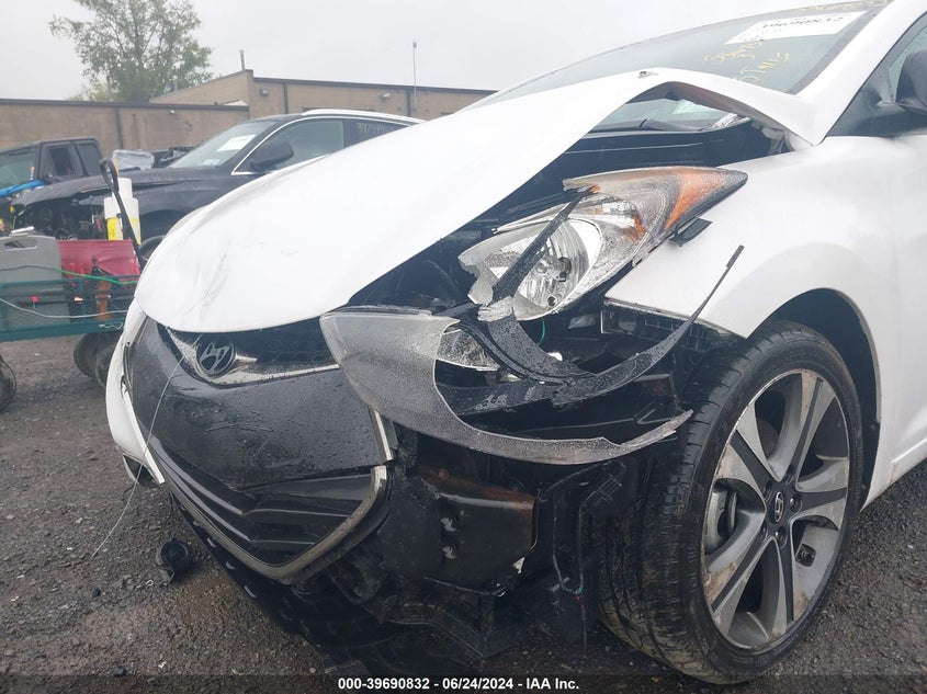 2013 Hyundai Elantra Se VIN: KMHDH6AE6DU006287 Lot: 39690832