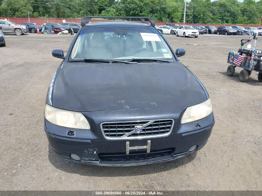 2005 Volvo S60 2.5T VIN: YV1RS592152477268 Lot: 39690860