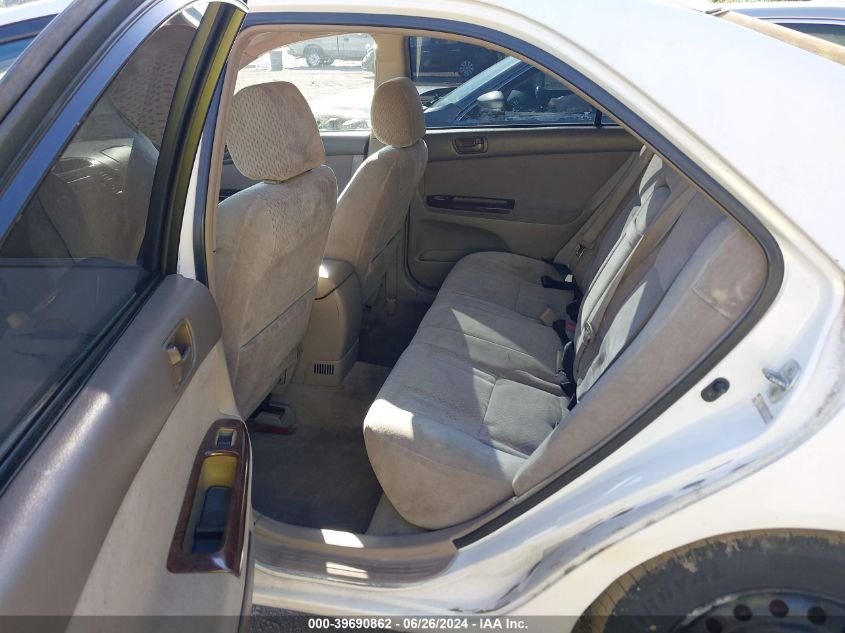 2003 Toyota Camry Le VIN: 4T1BE32K43U221488 Lot: 39690862