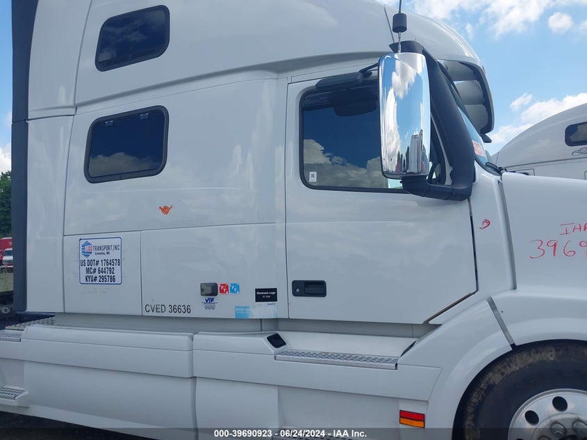 2017 Volvo Vnl VIN: 4V4NC9TJ3HN980509 Lot: 39690923