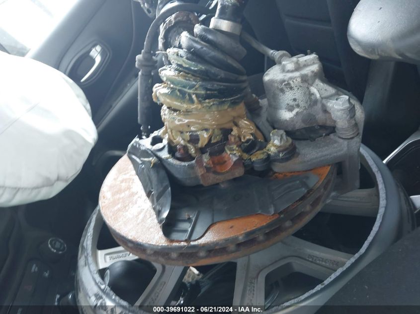 2022 Jeep Renegade Latitude 4X4 VIN: ZACNJDB16NPN86105 Lot: 39691022