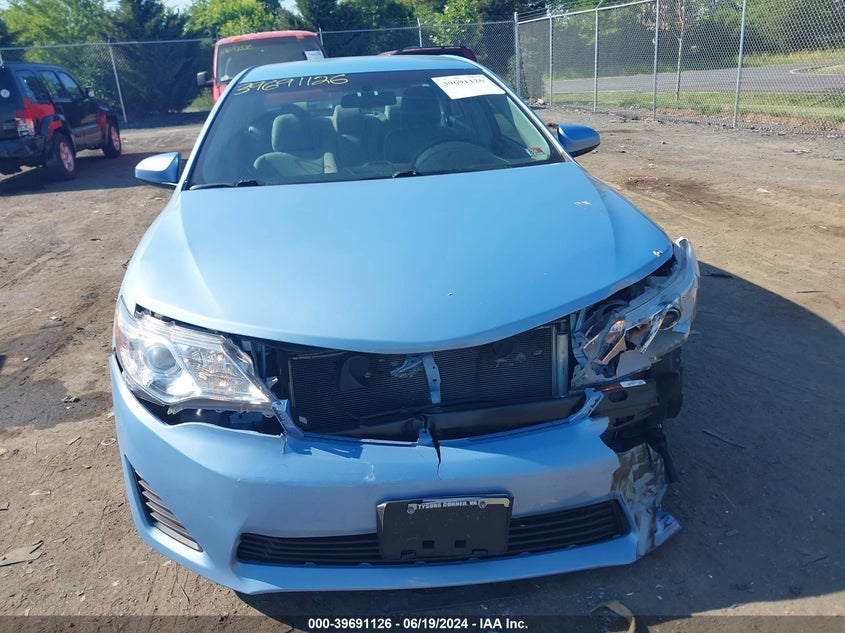 2013 Toyota Camry L/Se/Le/Xle VIN: 4T4BF1FK0DR276863 Lot: 39691126