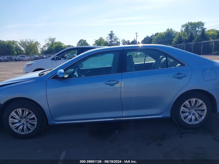 2013 Toyota Camry L/Se/Le/Xle VIN: 4T4BF1FK0DR276863 Lot: 39691126