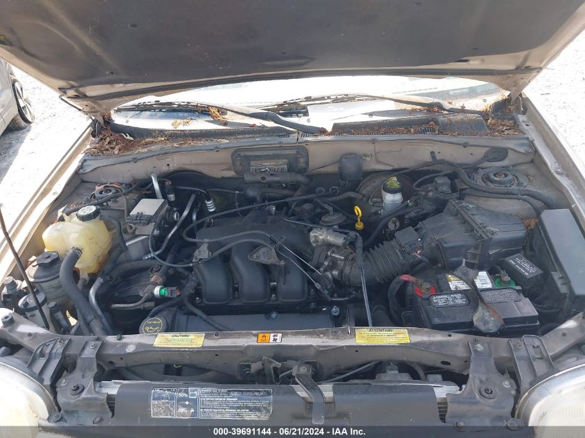 2001 Ford Escape Xlt VIN: 1FMYU04181KF60909 Lot: 39691144