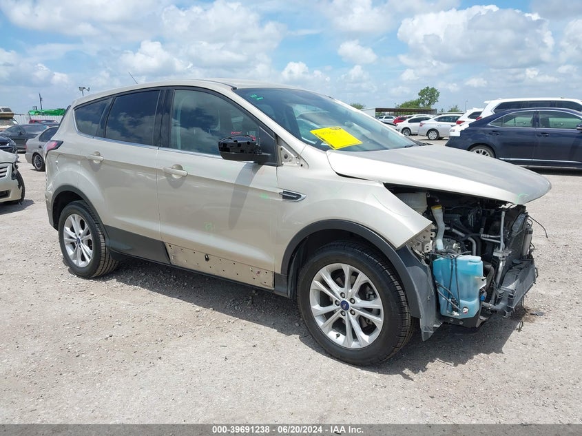 VIN 1FMCU0GD1HUE53523 2017 FORD ESCAPE SE