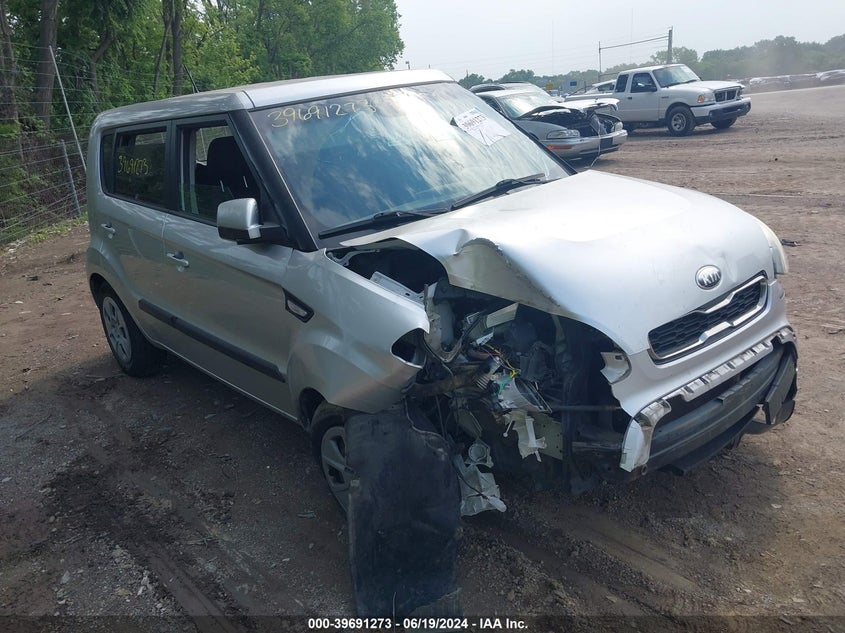 2013 Kia Soul VIN: KNDJT2A56D7572639 Lot: 39691273