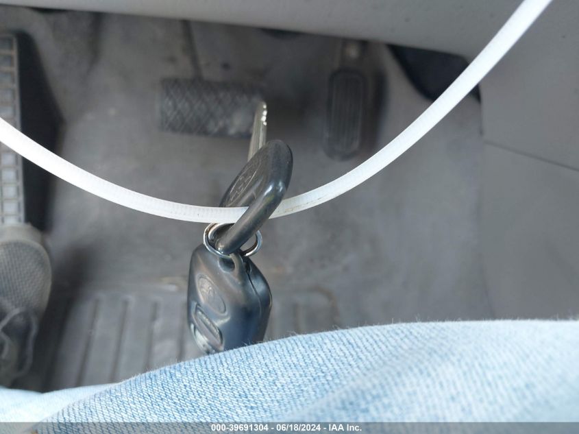 2004 Toyota Corolla Le VIN: 2T1BR32E94C196587 Lot: 39691304