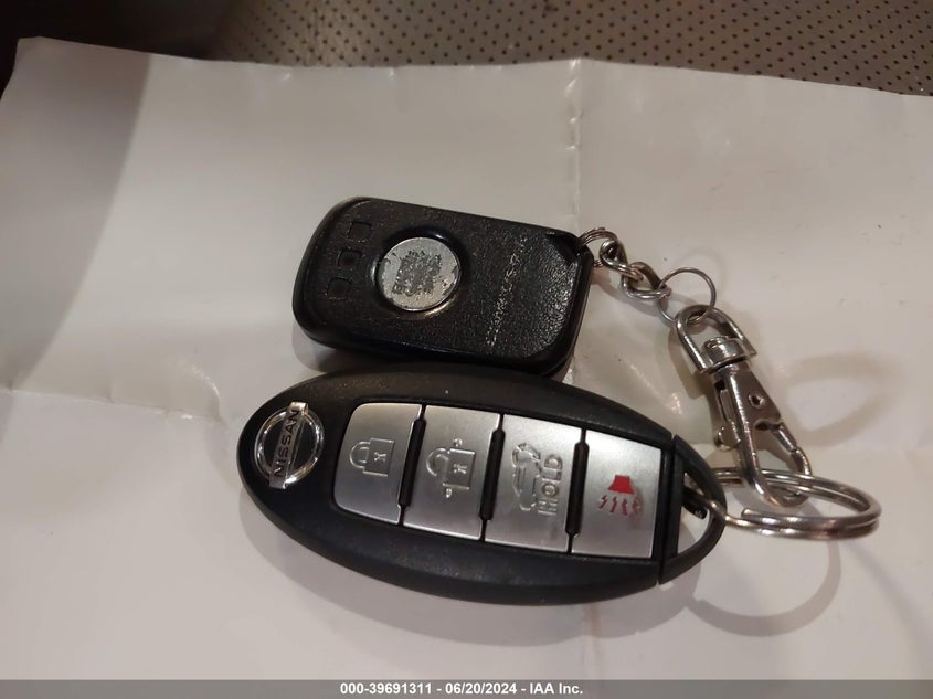 2014 Nissan Rogue S/Sl/Sv VIN: 5N1AT2MVXEC871695 Lot: 39691311