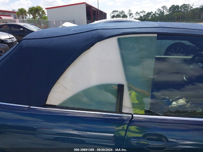 2004 BMW 325Ci VIN: WBABW334X4PL28981 Lot: 39691389