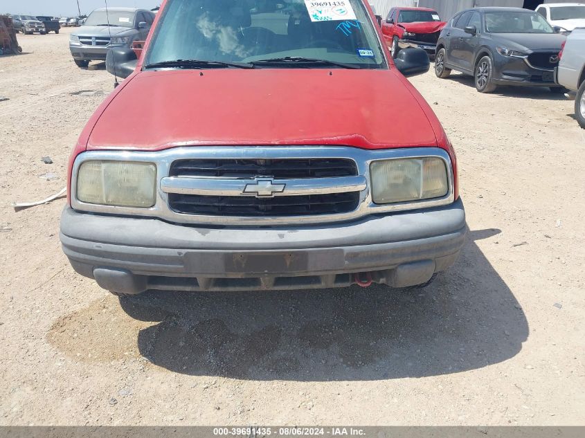 2003 Chevrolet Tracker Hard Top Base VIN: 2CNBE13C936933330 Lot: 39691435