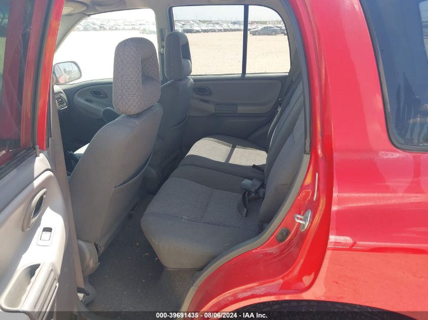 2003 Chevrolet Tracker Hard Top Base VIN: 2CNBE13C936933330 Lot: 39691435