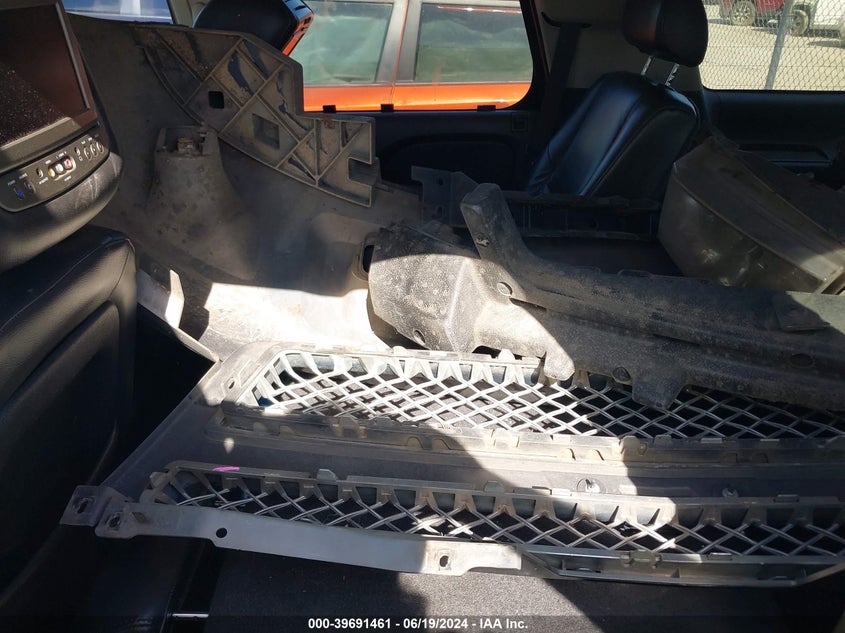 2007 Chevrolet Tahoe C1500 VIN: 1GNFC130X7J334048 Lot: 39691461