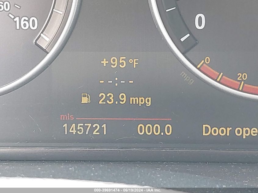 2011 BMW 528I VIN: WBAFR1C50BC737551 Lot: 39691474