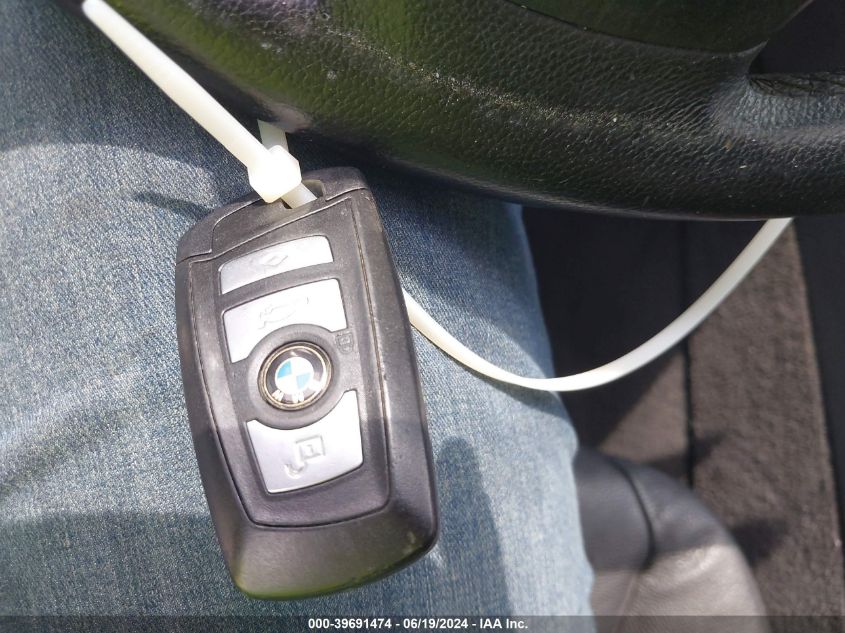 2011 BMW 528I VIN: WBAFR1C50BC737551 Lot: 39691474