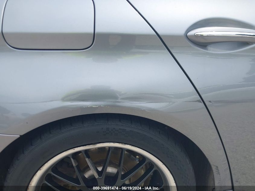 2011 BMW 528I VIN: WBAFR1C50BC737551 Lot: 39691474