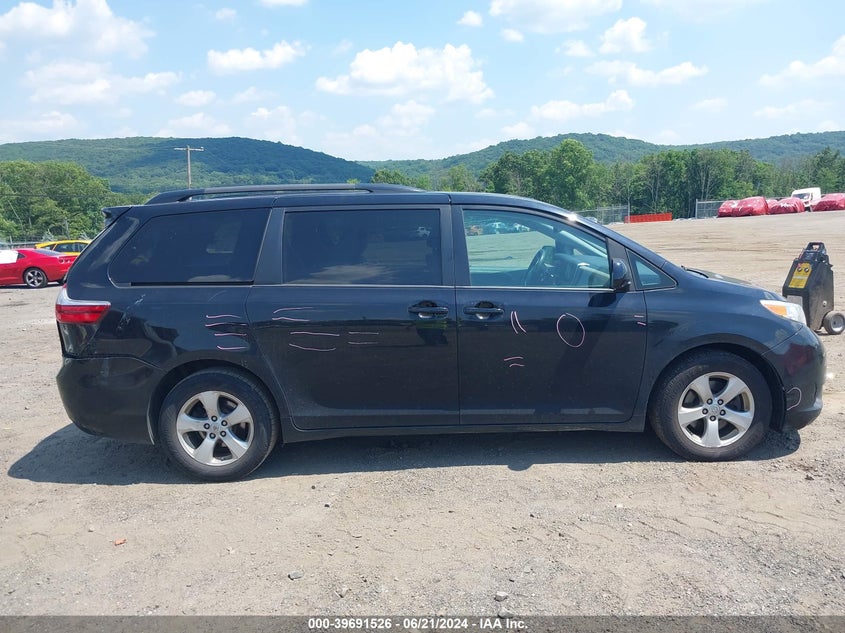 2015 Toyota Sienna Le 8 Passenger VIN: 5TDKK3DC7FS680297 Lot: 39691526