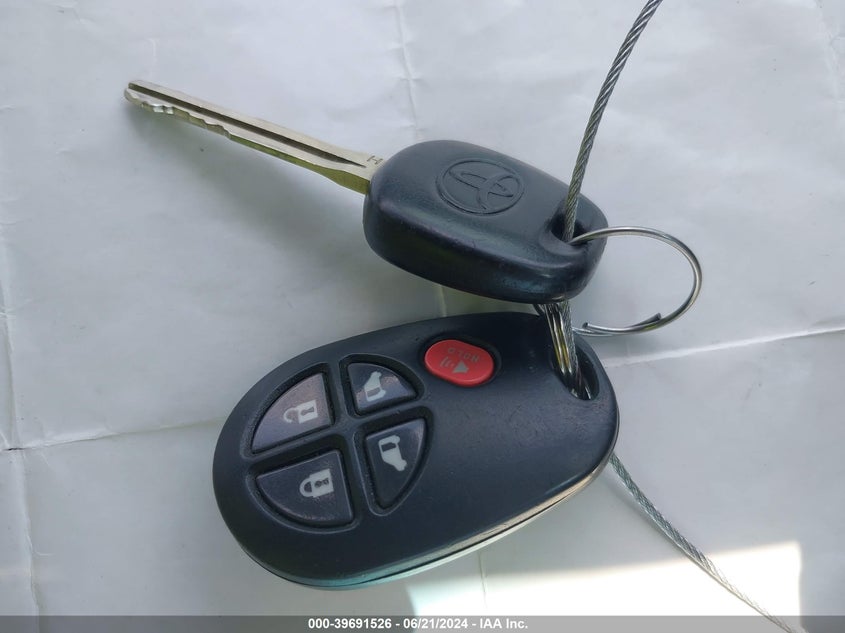 2015 Toyota Sienna Le 8 Passenger VIN: 5TDKK3DC7FS680297 Lot: 39691526