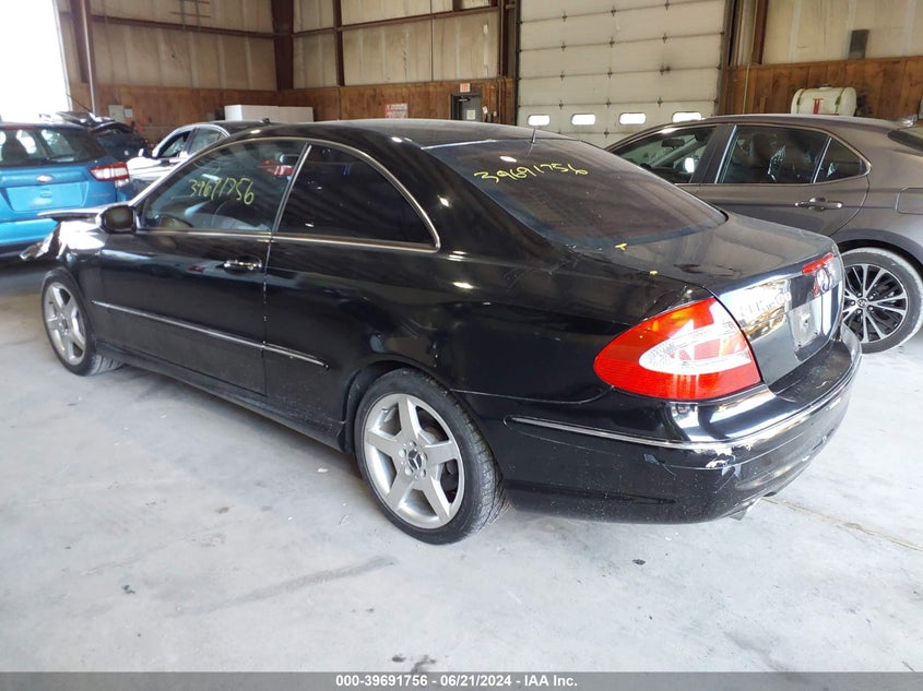 2005 Mercedes-Benz Clk 500 VIN: WDBTJ75J55F150449 Lot: 39691756