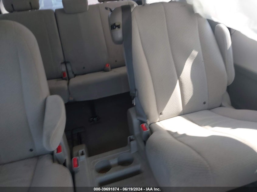 2012 Toyota Sienna Le V6 8 Passenger VIN: 5TDKK3DCXCS202211 Lot: 39691874