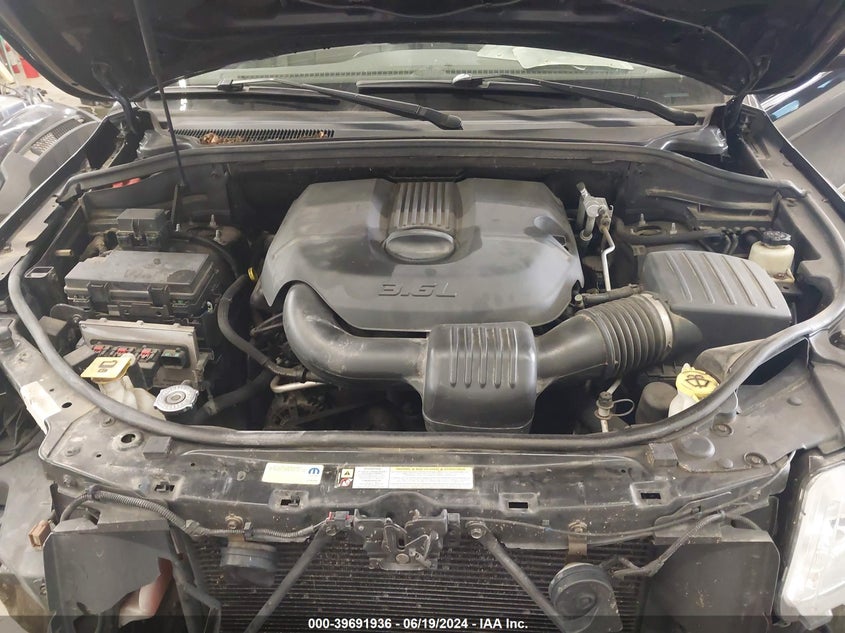 2011 Jeep Grand Cherokee Laredo VIN: 1J4RR4GG8BC523222 Lot: 39691936