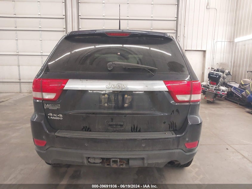 2011 Jeep Grand Cherokee Laredo VIN: 1J4RR4GG8BC523222 Lot: 39691936
