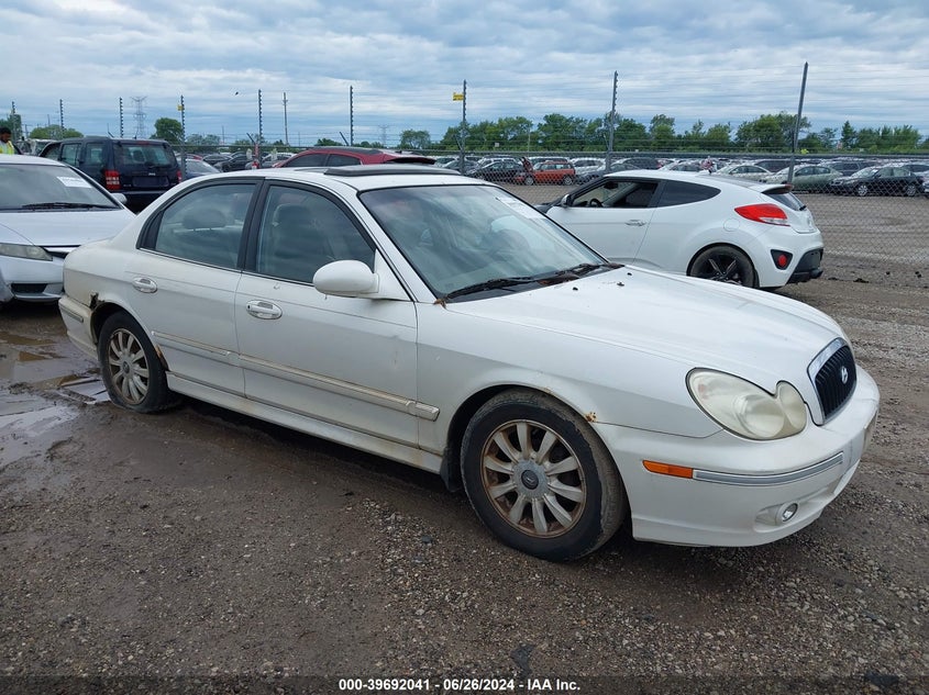 2002 Hyundai Sonata Gls/Lx VIN: KMHWF35H82A705274 Lot: 39692041