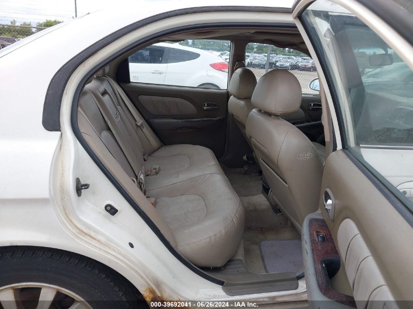 2002 Hyundai Sonata Gls/Lx VIN: KMHWF35H82A705274 Lot: 39692041