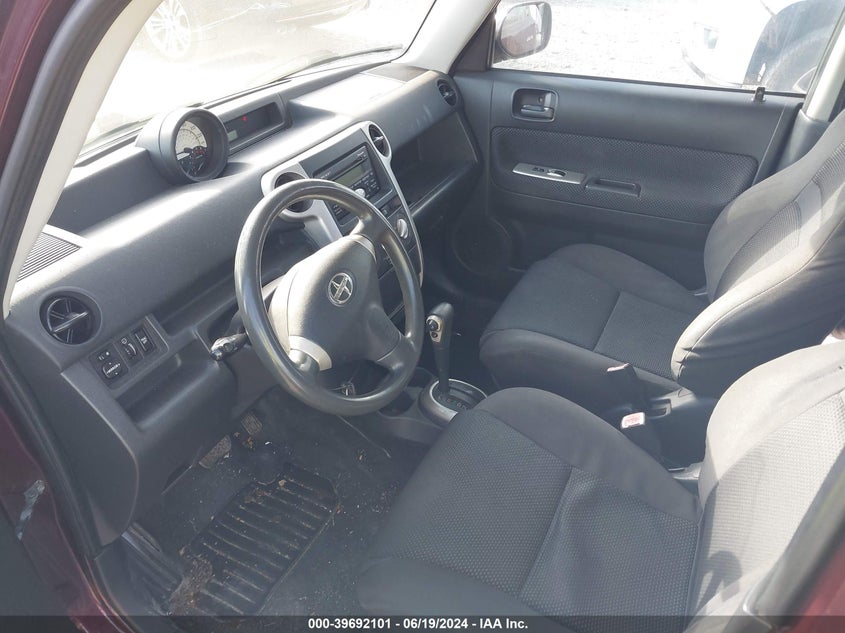 2004 Scion Xb Xb VIN: JTLKT324440163178 Lot: 39692101