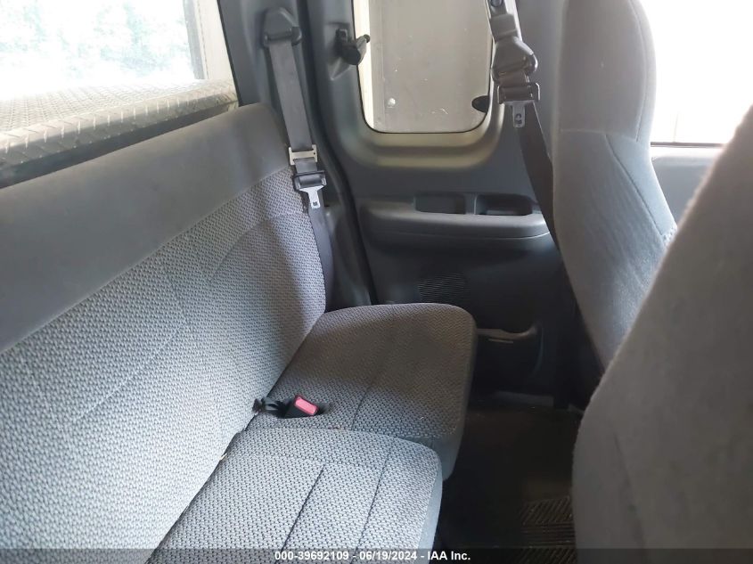 1999 Ford F-150 Lariat/Work Series/Xl/Xlt VIN: 1FTRX17W7XNB80903 Lot: 39692109