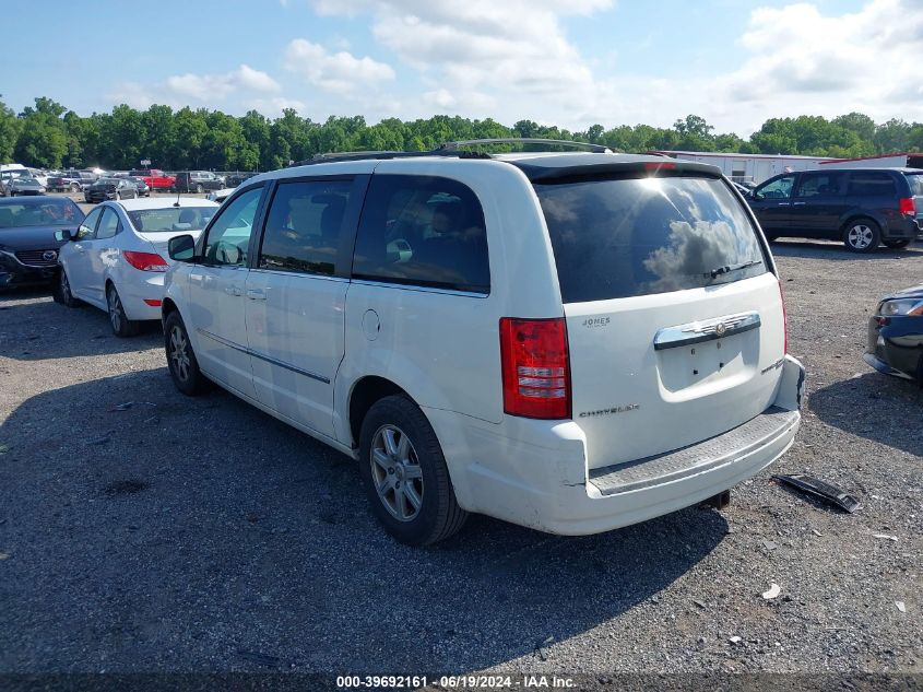 2010 Chrysler Town & Country Touring VIN: 2A4RR5D13AR413318 Lot: 39692161